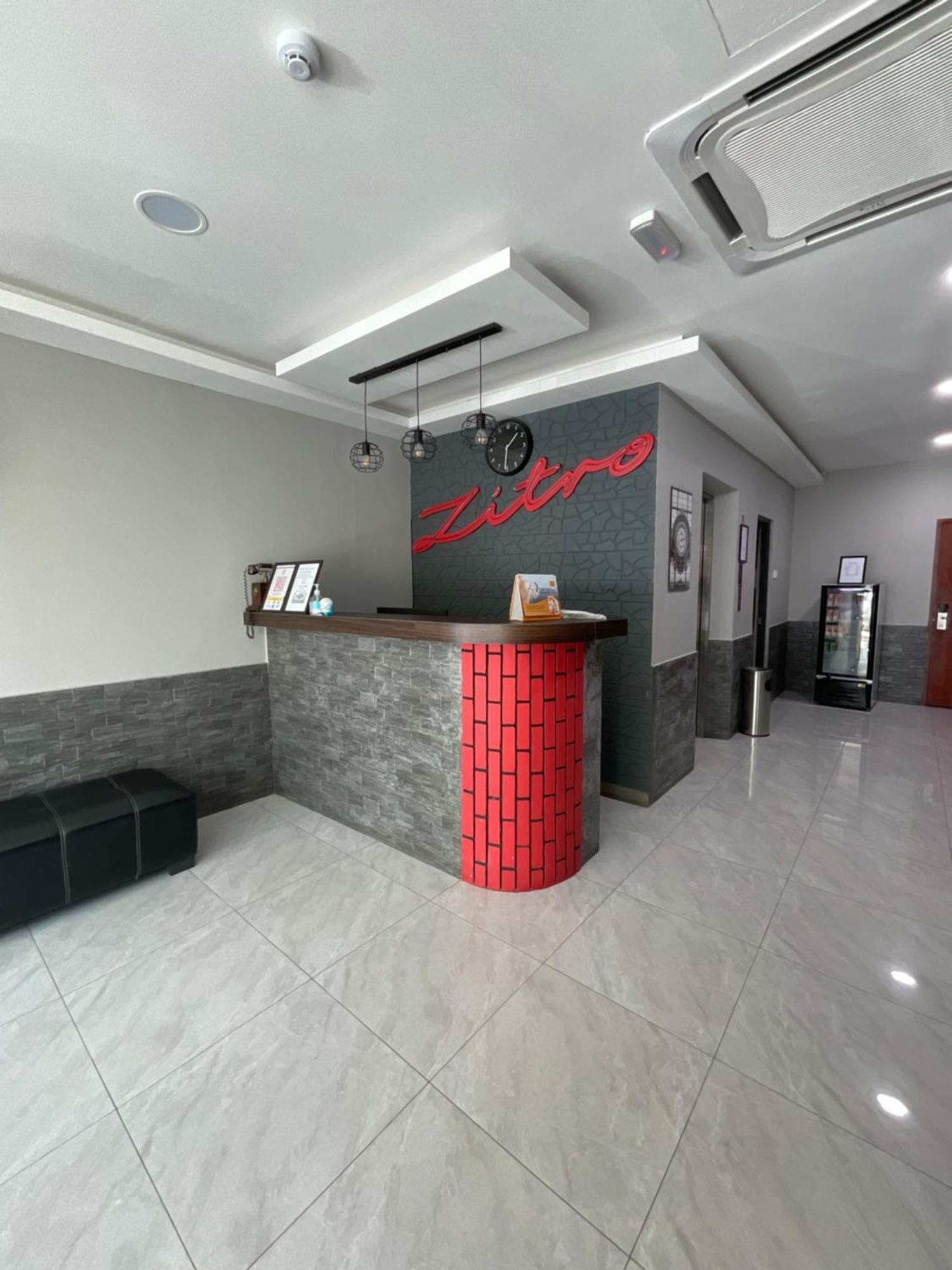 פורט דיקסון Zitro Hotel מראה חיצוני תמונה